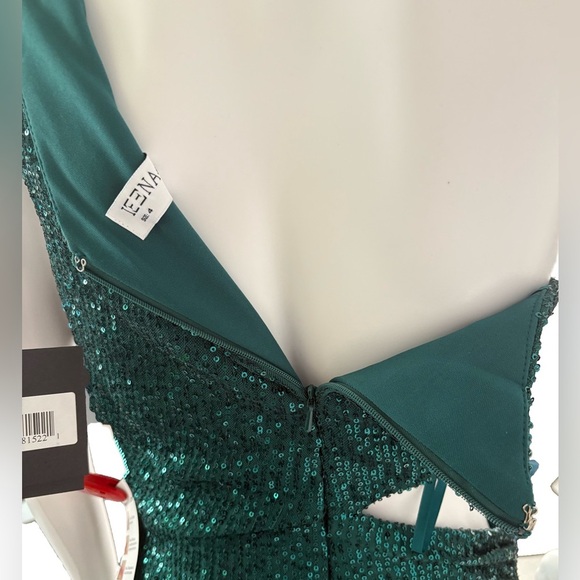 Mac Duggal Green Sequin Gown NWT size 4 - Picture 4 of 9